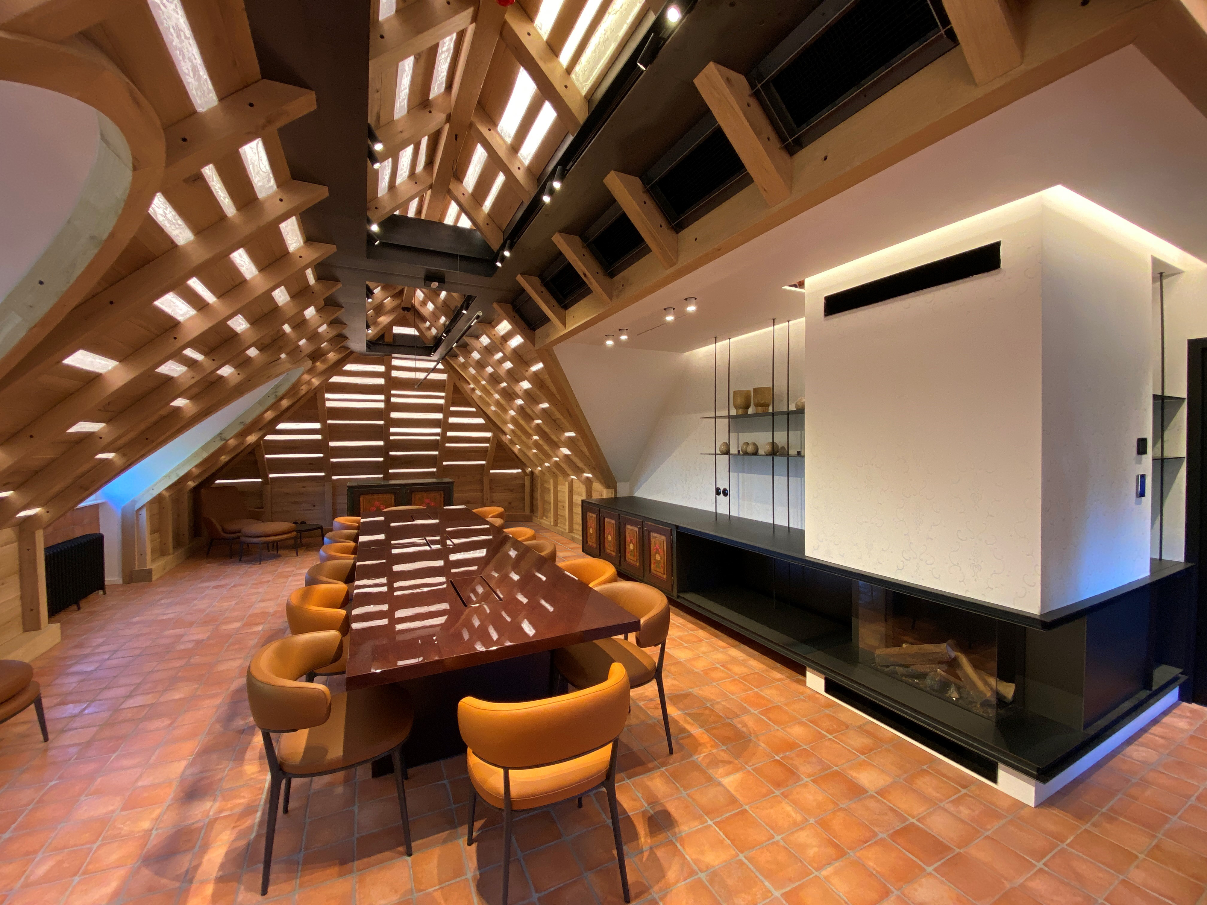 meeting room up rava